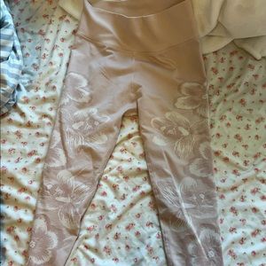 COPY - aerie offline floral light pink leggings
